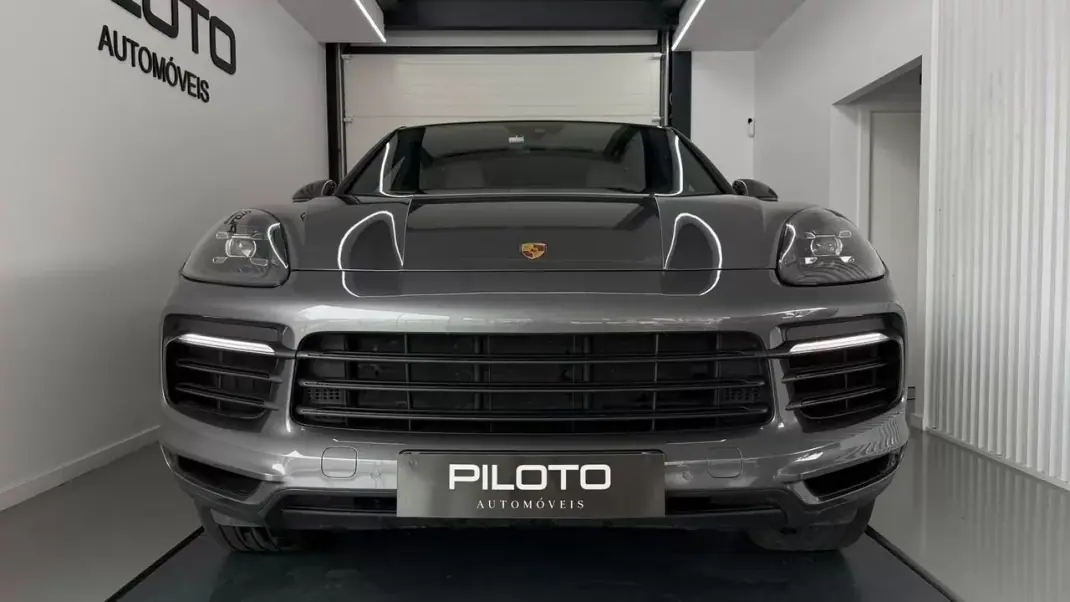 Porsche Cayenne Coupé 2019 - 69990 EUR, 59352 km - 59352km - foto 3 de 32