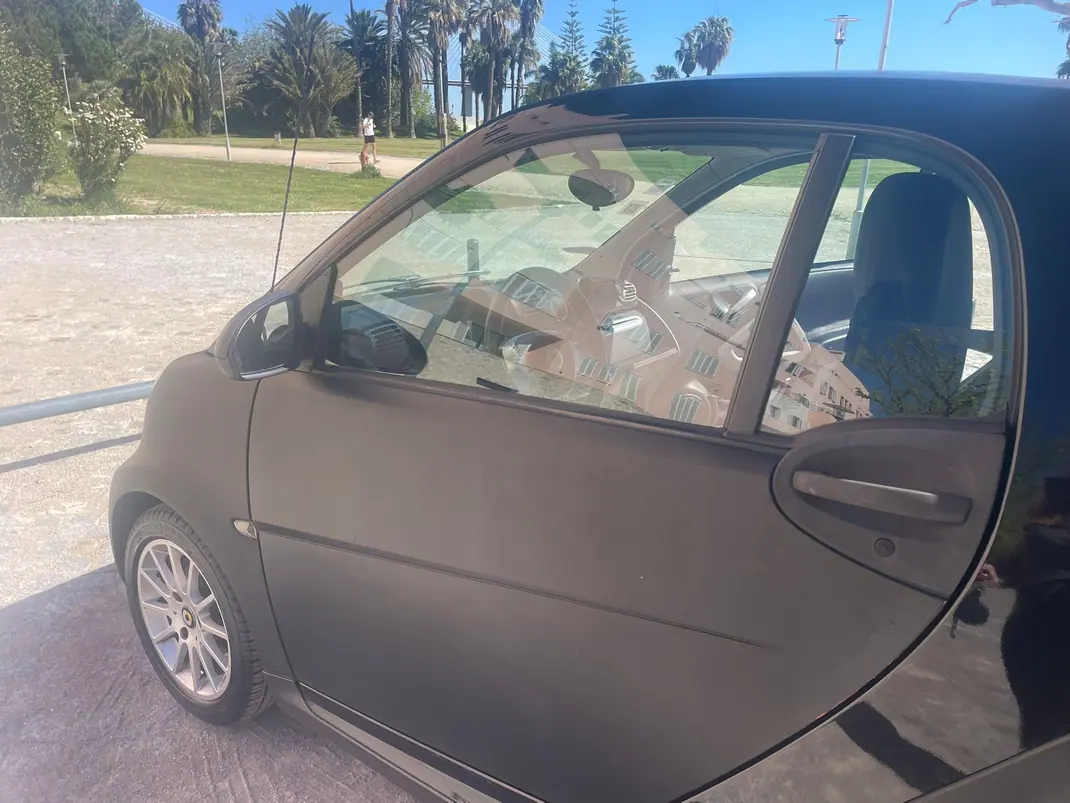 Smart ForTwo Coupé 2011 - 6750 EUR, 93999 km - AUTO.MOTO.pt - 93999km - foto 3 de 15
