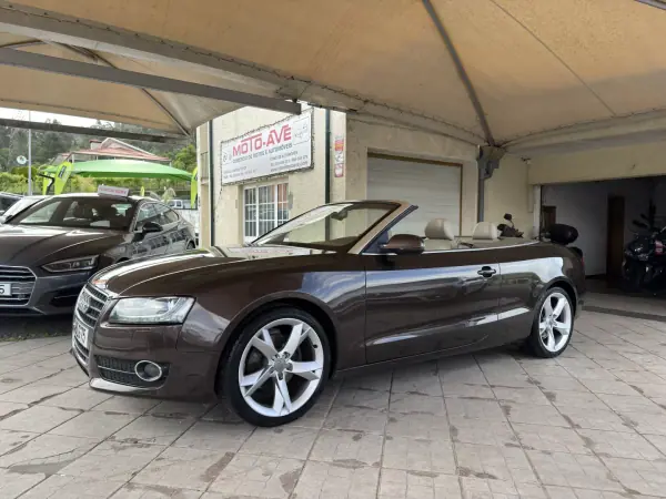 Audi A5 Cabrio 2011 - 14950 EUR, 274529 km - AUTO.MOTO.pt - 274529km - foto 14 de 37