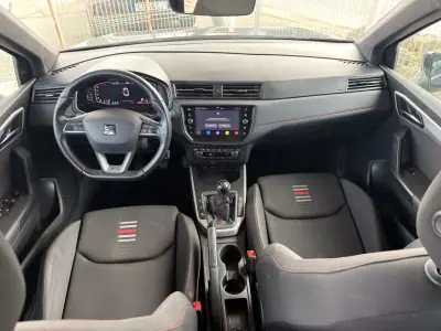SEAT Arona 2021 - 15650 EUR, 106000 km - AUTO.MOTO.pt - 106000km - foto 11 de 18