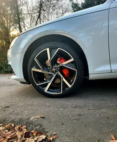 Audi A4 Avant 2017 - 22990 EUR, 183300 km - AUTO.MOTO.pt - 183300km - foto 9 de 36