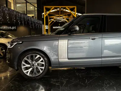 Land Rover Range Rover 2020 - 79990 EUR, 85300 km - AUTO.MOTO.pt - 85300km - foto 10 de 37