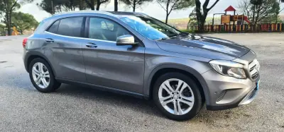 Mercedes-Benz A 180 2014 - 17900 EUR, 123000 km - AUTO.MOTO.pt - 123000km - foto 3 de 12