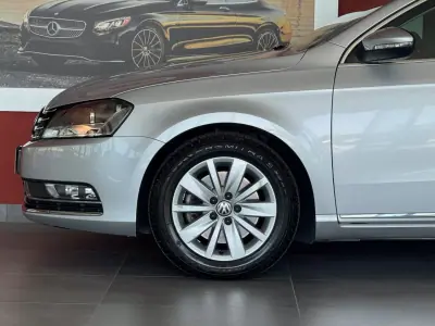 Volkswagen Passat Variant 2011 - 10990 EUR, 112945 km - 112945km - foto 7 de 20
