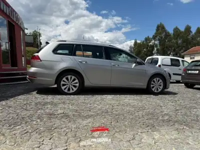 Volkswagen Golf 2019 - 16900 EUR, 179000 km - AUTO.MOTO.pt - 179000km - foto 12 de 15