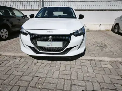Peugeot 208 2022 - 13900 EUR, 66550 km - AUTO.MOTO.pt - 66550km - foto 2 de 14
