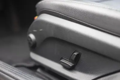 Mercedes-Benz C 180 2019 - 21900 EUR, 186430 km - AUTO.MOTO.pt - 186430km - foto 24 de 36