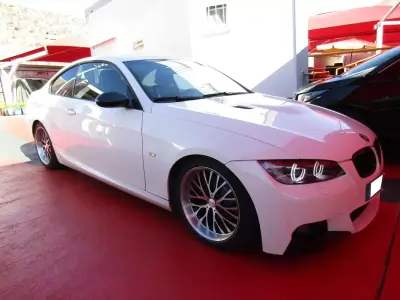BMW 320 2008 - 15950 EUR, 272190 km - 272190km - foto 7 de 22