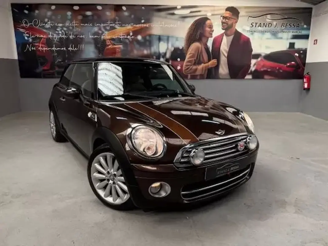 MINI Cooper 2010 - 9250 EUR, 175000 km - AUTO.MOTO.pt - 175000km - foto 1 de 10