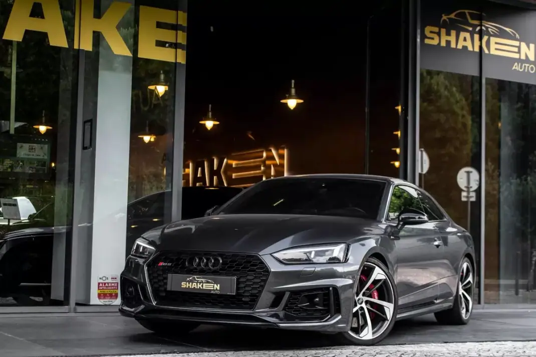 Audi RS5 Sportback 2017 - 53990 EUR, 137529 km - AUTO.MOTO.pt - 137529km - foto 1 de 38