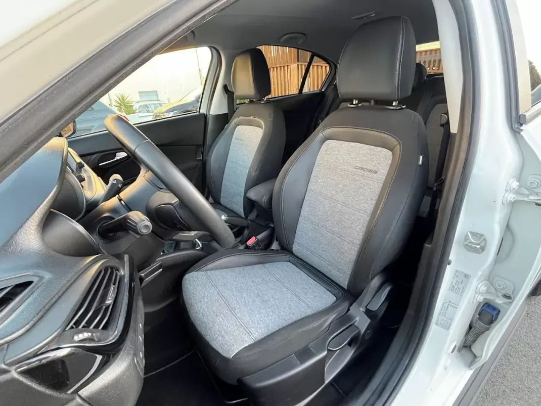 Fiat Tipo Cross 2022 - 14950 EUR, 98000 km - AUTO.MOTO.pt - 98000km - foto 28 de 53