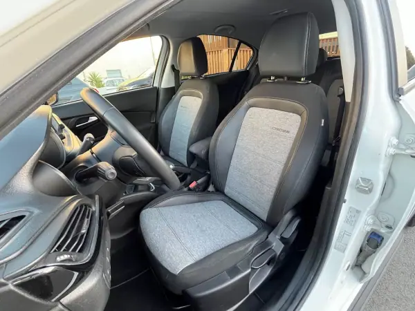 Fiat Tipo Cross 2022 - 14950 EUR, 98000 km - AUTO.MOTO.pt - 98000km - foto 28 de 53