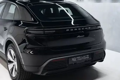 Porsche Macan 2025 - 74950 EUR, 22000 km - 22000km - foto 12 de 55