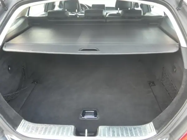 Mercedes-Benz CLS 250 2015 - 22500 EUR, 278000 km - AUTO.MOTO.pt - 278000km - foto 12 de 42