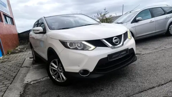 Nissan Qashqai 2015 - 11500 EUR, 190000 km - AUTO.MOTO.pt - 190000km - foto 18 de 21