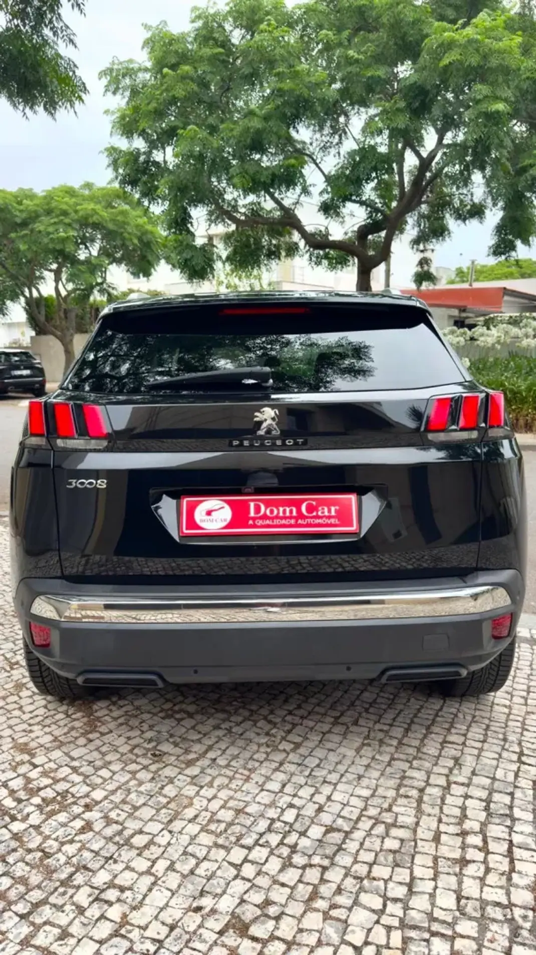 Peugeot 3008 2019 - 15990 EUR, 140000 km - 140000km - foto 6 de 21