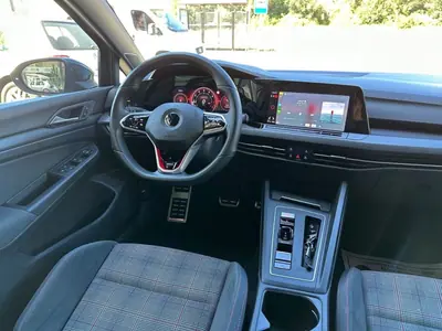 Volkswagen Golf 2021 - 37999 EUR, 33000 km - AUTO.MOTO.pt - 33000km - foto 44 de 57