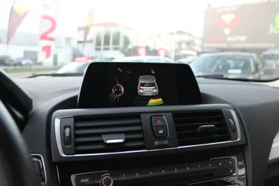 BMW 116 2016 - 13900 EUR, 175168 km - AUTO.MOTO.pt - 175168km - foto 11 de 24