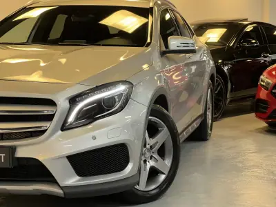 Mercedes-Benz GLA 200 2015 - 21990 EUR, 120000 km - AUTO.MOTO.pt - 120000km - foto 9 de 33