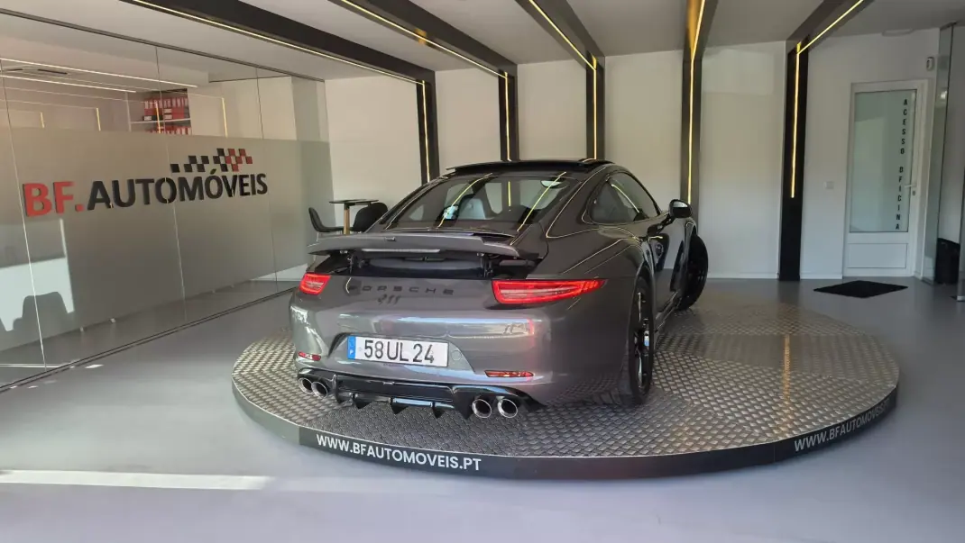 Porsche 911 2012 - 89750 EUR, 89578 km - 89578km - foto 20 de 69