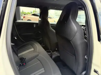 MINI Cooper 2018 - 17900 EUR, 144000 km - AUTO.MOTO.pt - 144000km - foto 12 de 12