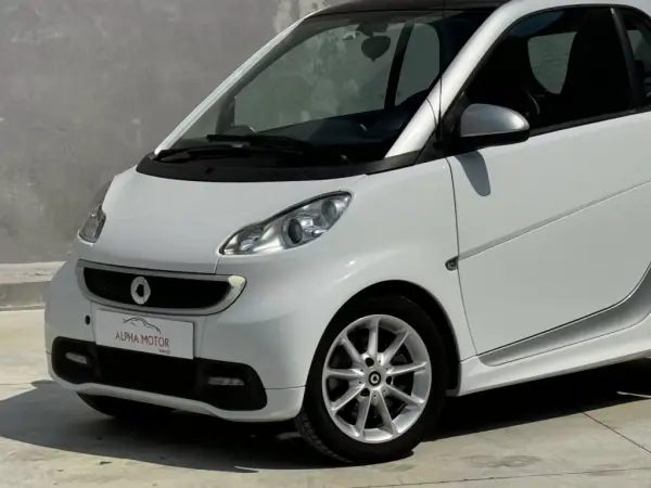 Smart Fortwo Cabrio 2013 - 8550 EUR, 173500 km - AUTO.MOTO.pt - 173500km - foto 3 de 27