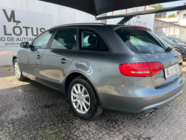 Audi A4 Avant 2016 - 16500 EUR, 219000 km - AUTO.MOTO.pt - 219000km - foto 5 de 12