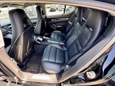 Porsche Panamera 2011 - 32500 EUR, 206000 km - 206000km - foto 18 de 20