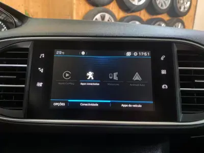 Peugeot 308 2018 - 13900 EUR, 114000 km - 114000km - foto 15 de 19