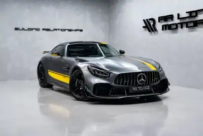 Mercedes-Benz AMG GT 2020 - 279950 EUR, 12000 km - AUTO.MOTO.pt - 12000km - foto 3 de 60