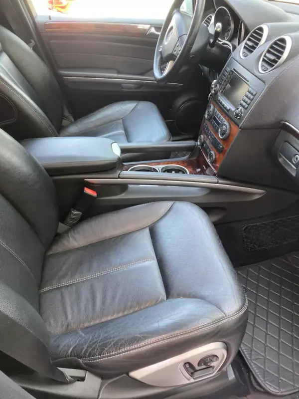 Mercedes-Benz GL 320 2007 - 19750 EUR, 218600 km - AUTO.MOTO.pt - 218600km - foto 14 de 23