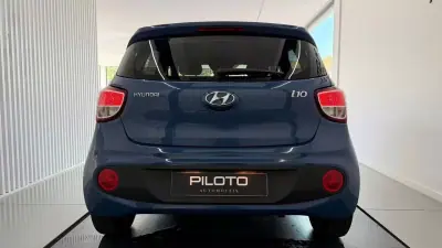 Hyundai i10 2018 - 10990 EUR, 68000 km - AUTO.MOTO.pt - 68000km - foto 6 de 25