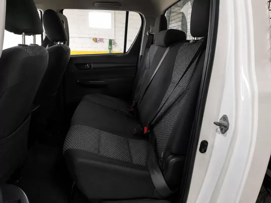 Toyota Hilux 2020 - 25999 EUR, 53147 km - 53147km - foto 7 de 7