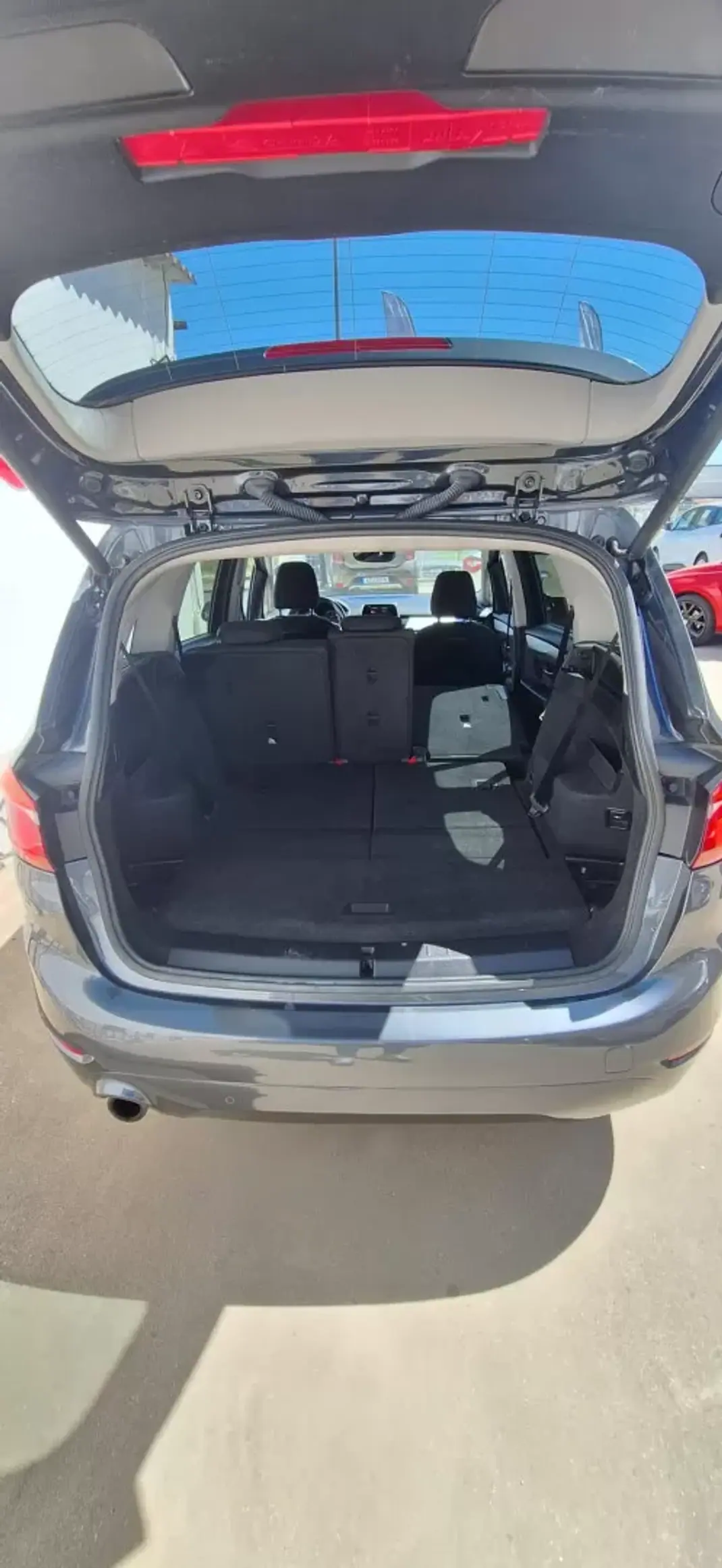 BMW 216 Gran Tourer 2018 - 12950 EUR, 199000 km - AUTO.MOTO.pt - 199000km - foto 17 de 23