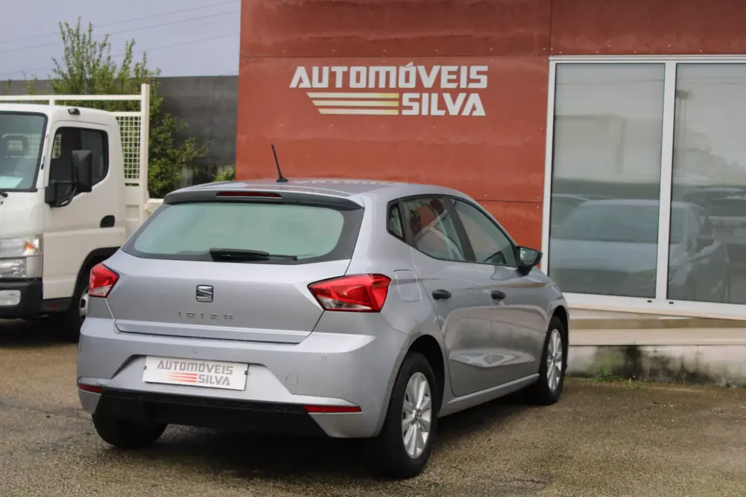 SEAT Ibiza 2019 - 11490 EUR, 171500 km - AUTO.MOTO.pt - 171500km - foto 6 de 16