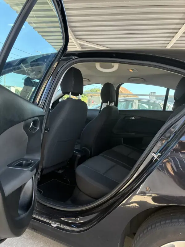 Fiat Tipo 2019 - 8999 EUR, 197000 km - AUTO.MOTO.pt - 197000km - foto 15 de 23