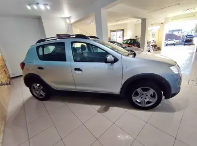 Dacia Sandero 2020 - 11750 EUR, 54000 km - AUTO.MOTO.pt - 54000km - foto 9 de 25