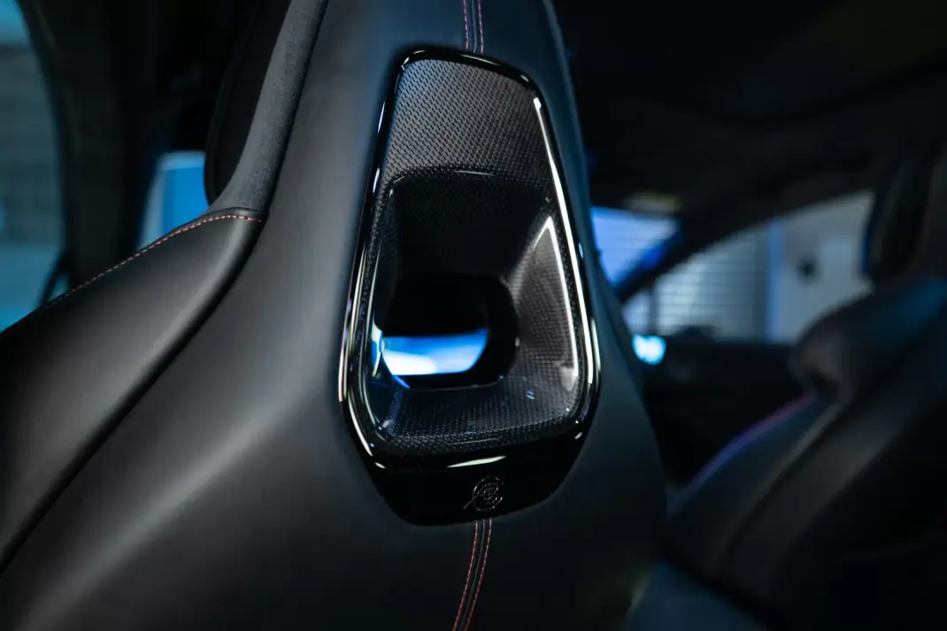 Lotus Eletre 2023 - 110000 EUR, 34626 km - AUTO.MOTO.pt - 34626km - foto 15 de 32