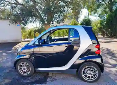 Smart ForTwo Coupé 2010 - 4750 EUR, 120000 km - AUTO.MOTO.pt - 120000km - foto 7 de 10