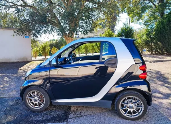 Smart ForTwo Coupé 2010 - 4750 EUR, 120000 km - AUTO.MOTO.pt - 120000km - foto 7 de 10