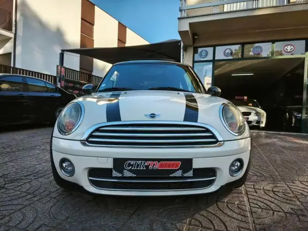 MINI Cooper 2008 - 8500 EUR, 180878 km - AUTO.MOTO.pt - 180878km - foto 2 de 27