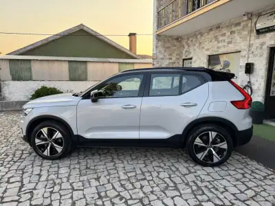 Volvo XC 40 2021 - 31500 EUR, 77000 km - AUTO.MOTO.pt - 77000km - foto 4 de 47