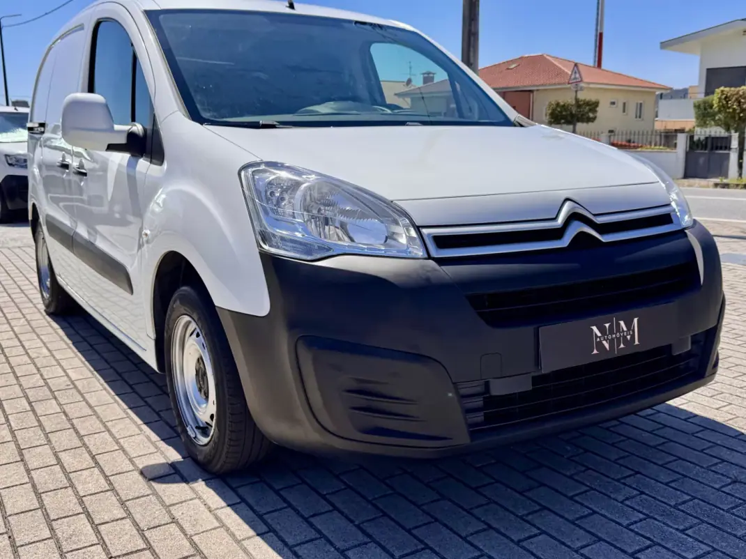 Citroën 2018 - 10500 EUR, 163000 km - AUTO.MOTO.pt - 163000km - foto 5 de 19