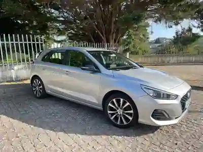Hyundai i30 2019 - 12300 EUR, 140000 km - AUTO.MOTO.pt - 140000km - foto 1 de 10