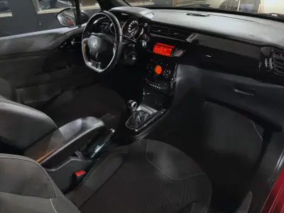Citroën DS3 2010 - 8490 EUR, 162463 km - AUTO.MOTO.pt - 162463km - foto 19 de 22