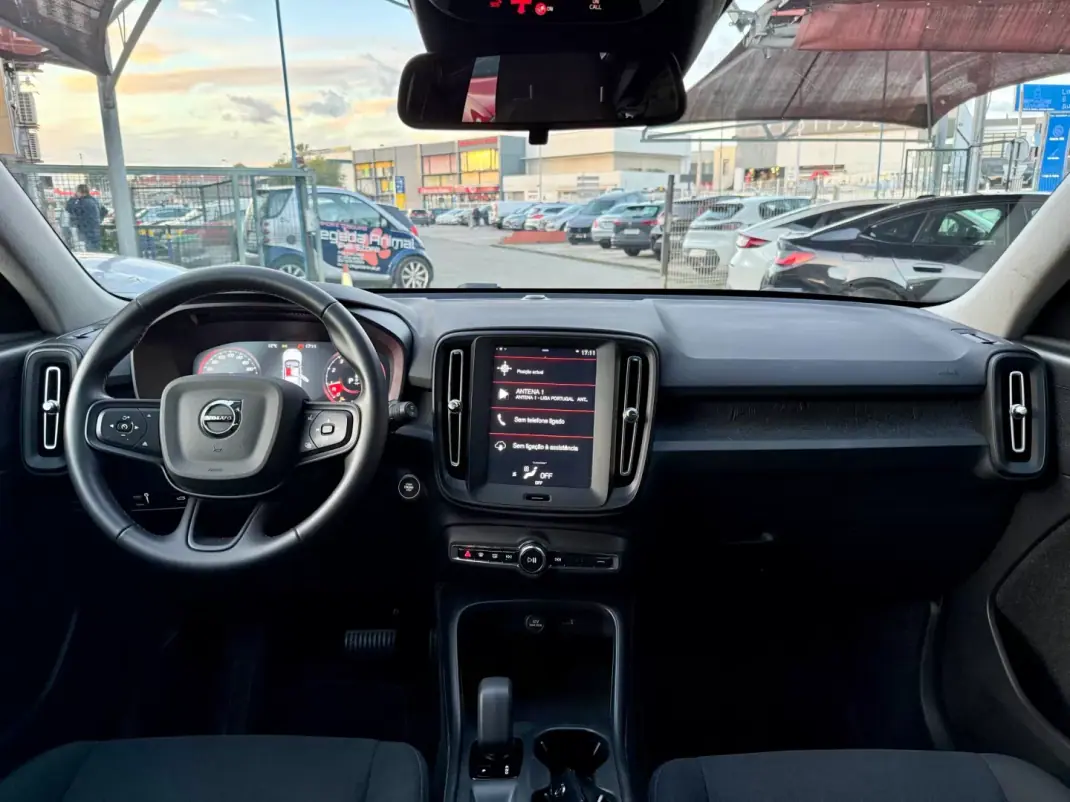 Volvo XC 40 2021 - 26950 EUR, 90000 km - AUTO.MOTO.pt - 90000km - foto 5 de 20