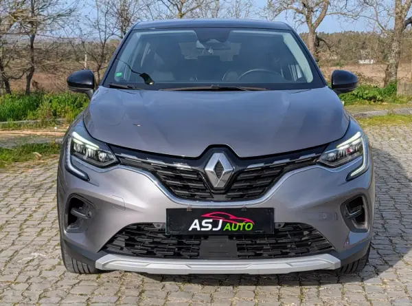 Renault Captur 2022 - 17000 EUR, 126580 km - AUTO.MOTO.pt - 126580km - foto 3 de 23