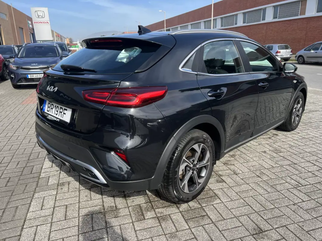 Kia XCeed 2025 - 19900 EUR, 13500 km - AUTO.MOTO.pt - 13500km - foto 6 de 20