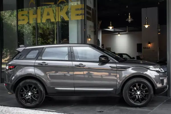 Land Rover Range Rover Evoque 2016 - 20990 EUR, 149611 km - AUTO.MOTO.pt - 149611km - foto 30 de 34