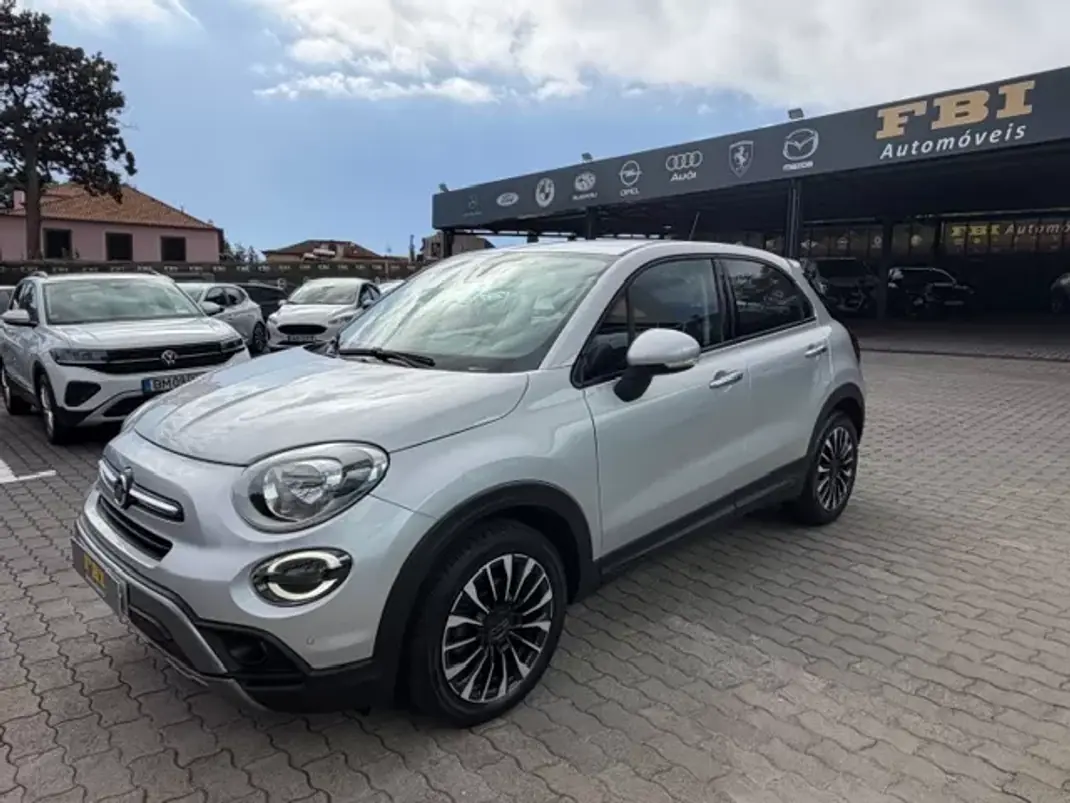 Fiat 500X 2019 - 13900 EUR, 73000 km - AUTO.MOTO.pt - 73000km - foto 1 de 12